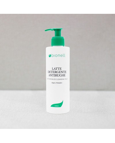 Latte detergente antirughe